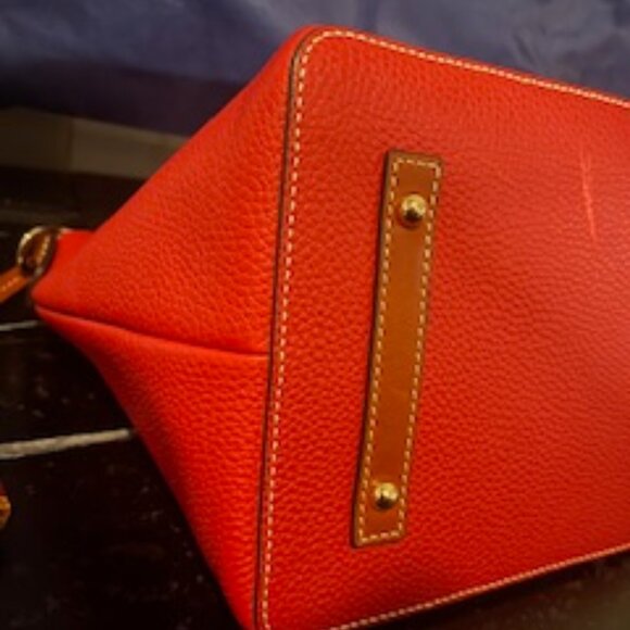 Dooney and Bourke Red Alert - Picture 5 of 9